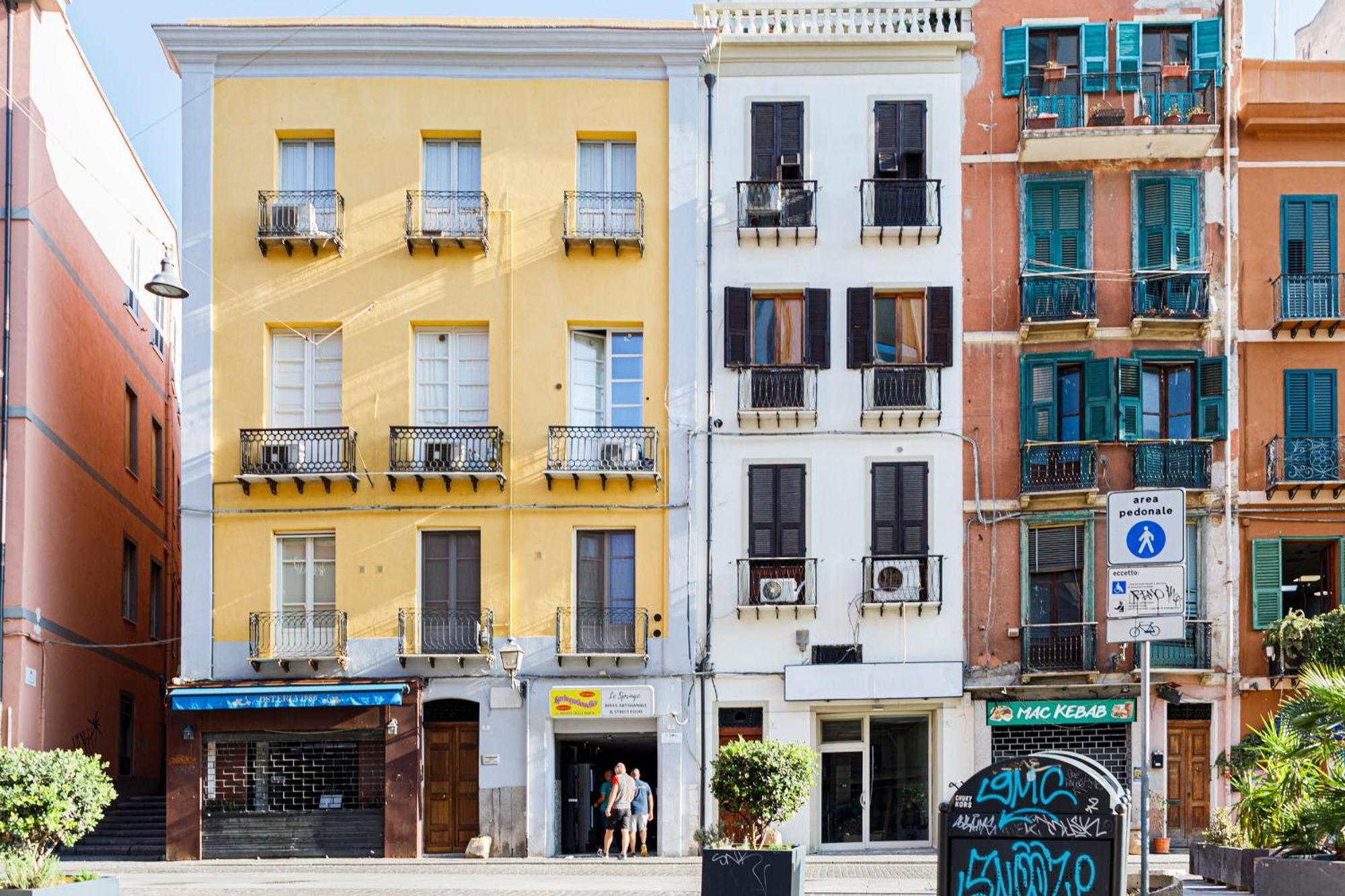 Corsovittorio87Suite Cagliari Ngoại thất bức ảnh