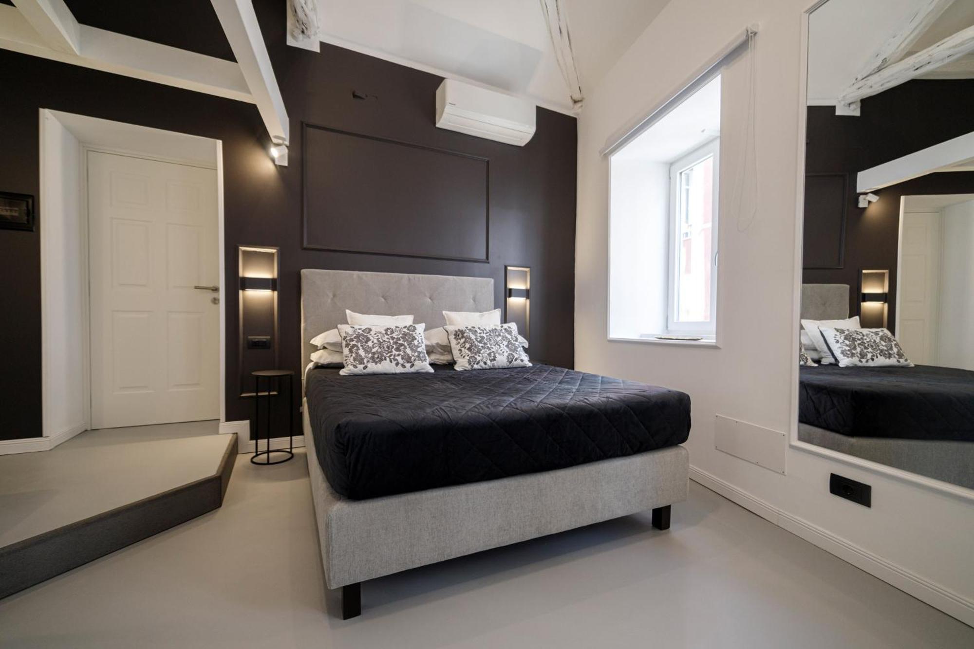 Corsovittorio87Suite Cagliari Ngoại thất bức ảnh